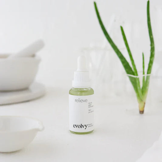 Relieve – Hassas ve Kolay Kızaran Ciltler İçin Sakinleştirici Serum