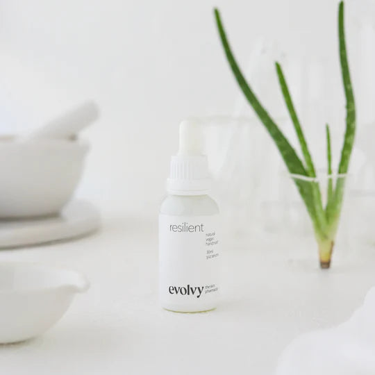 Resilient – Hassas ve Rozalı Ciltler İçin Retinoid İçeren Anti-Aging Serum